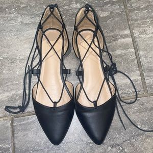 Elegant lace up ankle flats 🌸